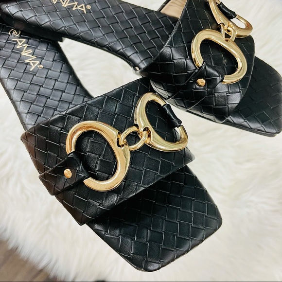 Black woven chain sandal - Picture 5 of 6